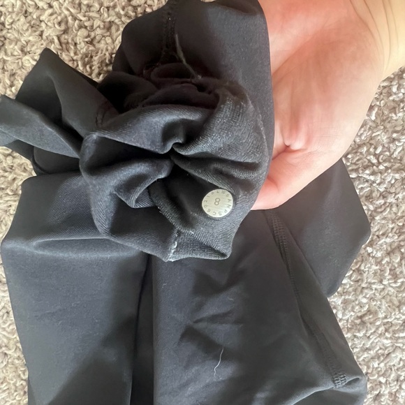 Lululemon crop leggings - Picture 4 of 5